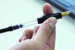 招标文件资格条件，可否区分境内外投标人编制