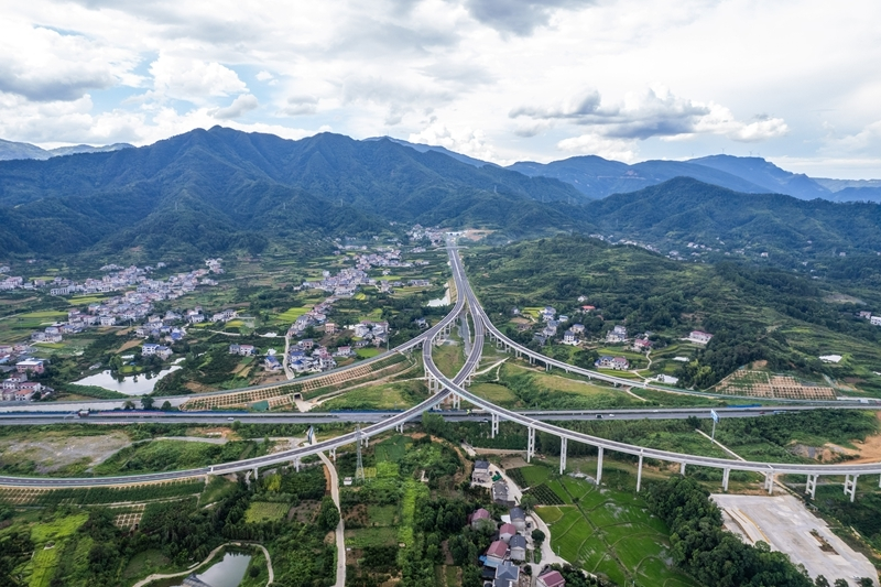 确保基本实现社会主义现代化取得决定性进展—写在党的二十届四中全会召开之际