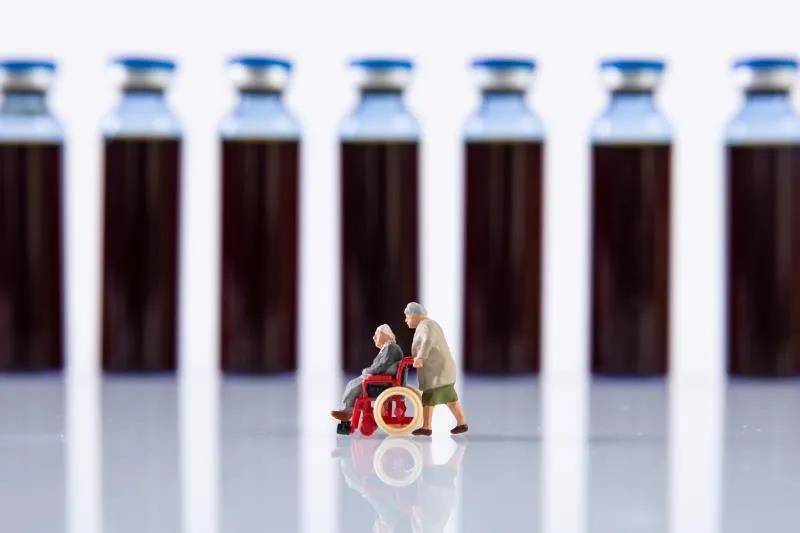 国家医保局答复政协提案：允许短缺药品清单品种自主挂网招标