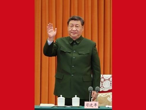 习近平春节前夕慰问部队 向全体人民解放军指战员武警部队官兵军队文职人员预备役人员和民兵致以新春祝福