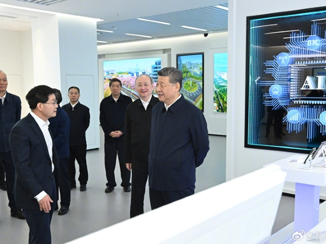 习近平：建设社会主义现代化强国，关键在科技自立自强
