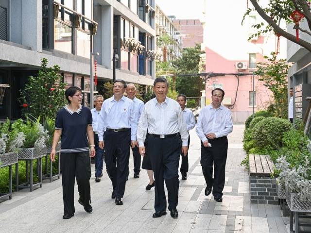 习近平在上海考察时强调 全面践行人民城市理念 高质量推进城市更新