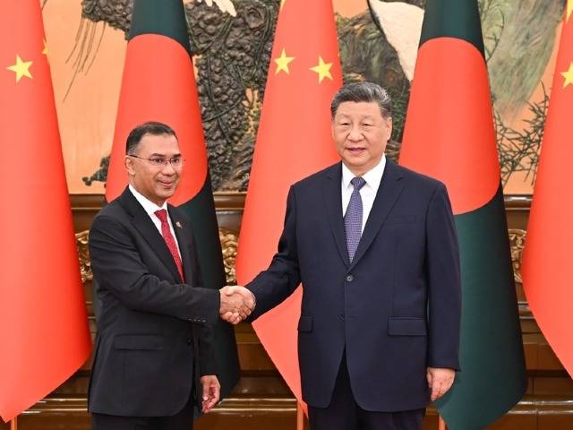 习近平会见孟加拉国总理塔里克