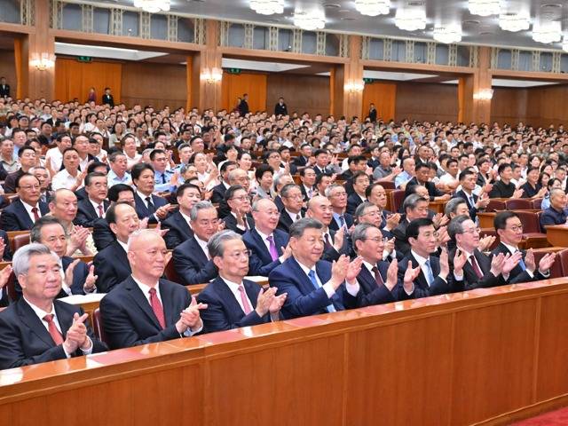 庆祝中国共产党成立105周年音乐会《人民至上》在京举行 习近平李强赵乐际王沪宁蔡奇丁...