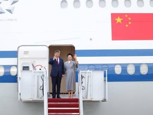习近平抵达华盛顿对美国进行国事访问