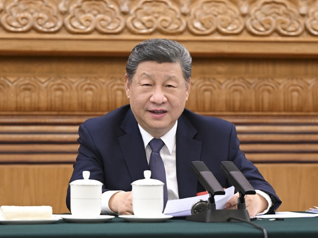 习近平在参加江苏代表团审议时强调：经济大省要在研究新情况解决新问题上下功夫出经验