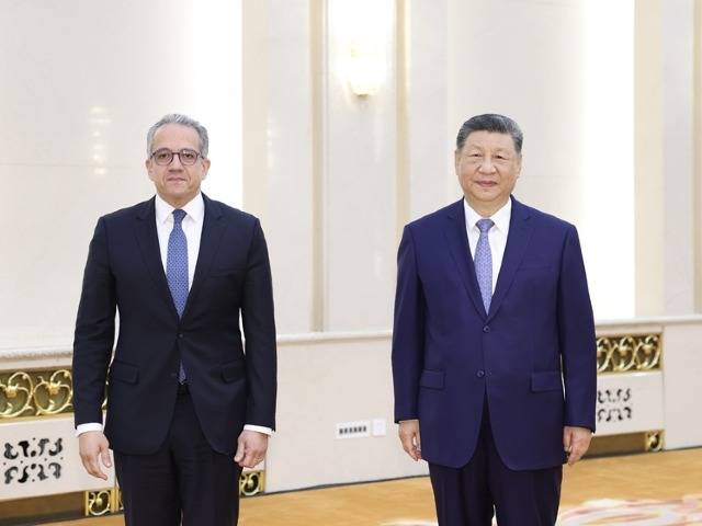 习近平会见联合国教科文组织总干事阿纳尼
