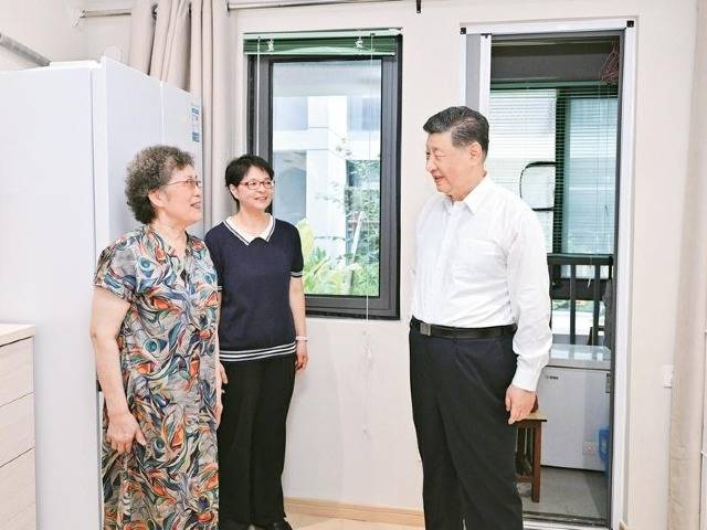 习近平：加强普惠性、基础性、兜底性民生建设