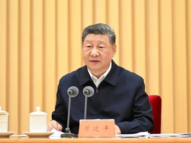 习近平在全国卫生与健康大会上强调 坚定不移走中国特色卫生与健康发展道路 确保“十五...