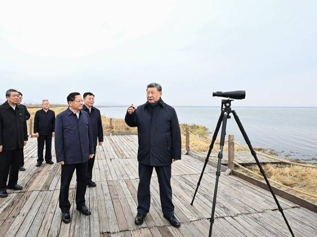 习近平在内蒙古乌兰察布考察时强调 统筹高质量发展和高水平保护 坚定不移走生态优先绿...